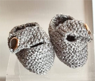 Metallic Yarn Baby Shoes by Caroline Bruce